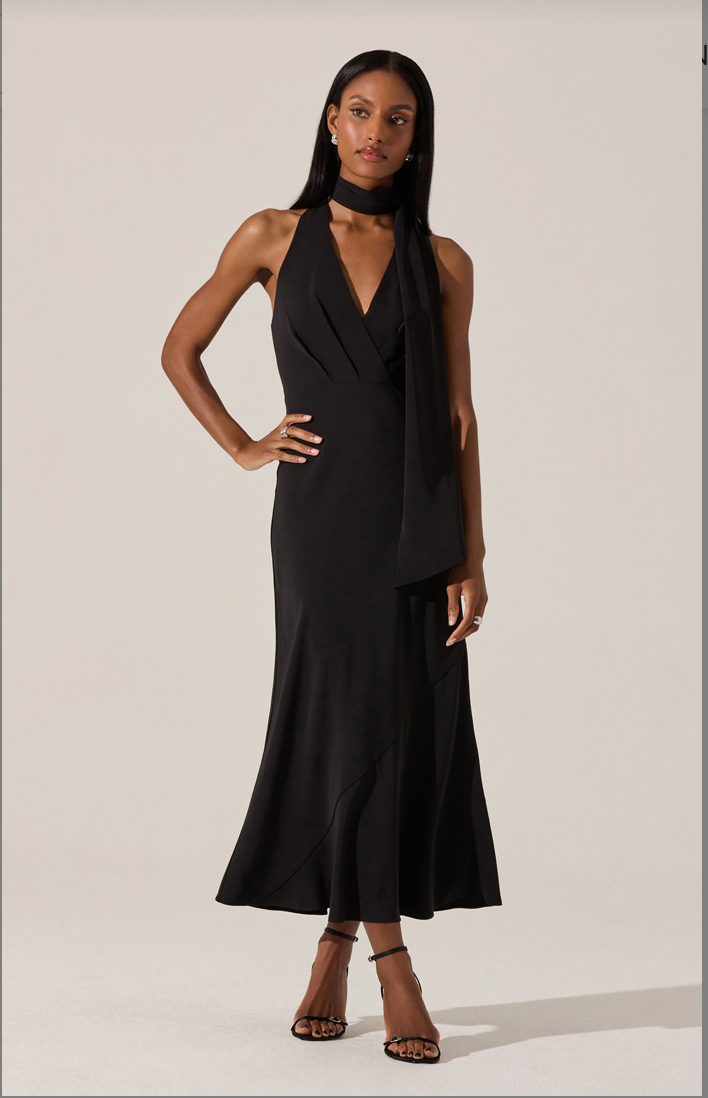 astr halter dress ASTR the Label | Lara Sweetheart Halter Maxi Dress in White