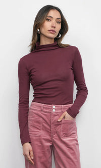Astra High Neck