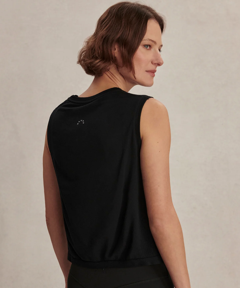 Nate Seamless Cropped Tank // Black