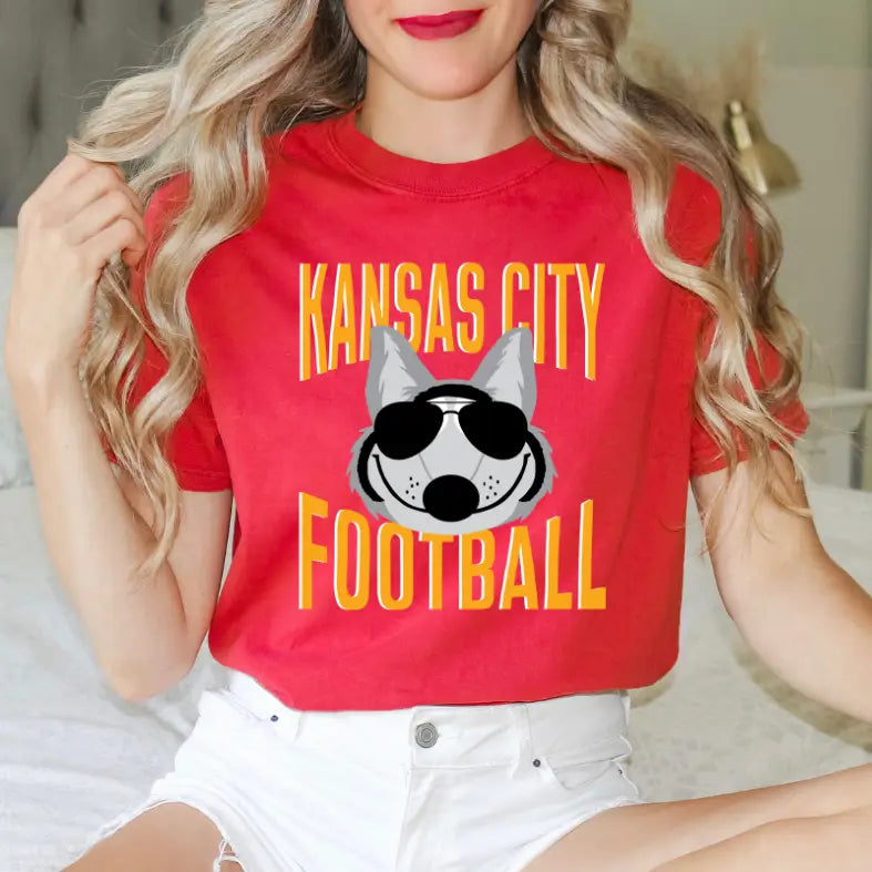 KC Wolf Tee