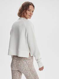 Ebba Half Zip