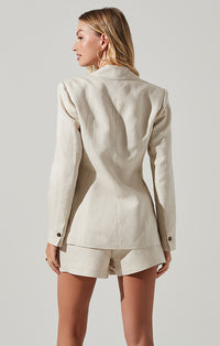 Ayra Blazer